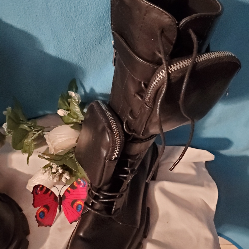 Liliana Chunky Heel Combat Boots w/Pouches - Picture 2 of 11